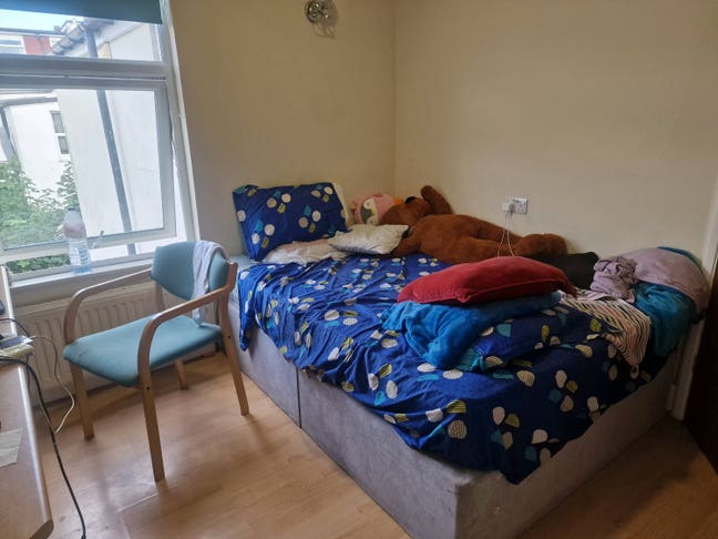 Room Available All Bills Included Main Photo