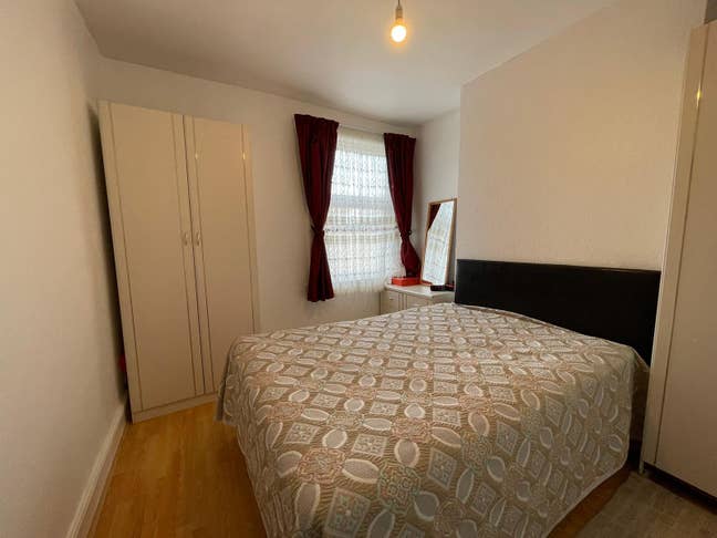 A double bedroom is available for rent, Wandsworth Main Photo