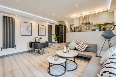 6 Bedroom Student Property - Withington  Main Photo