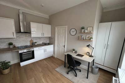 Studio Available!🏡 Main Photo