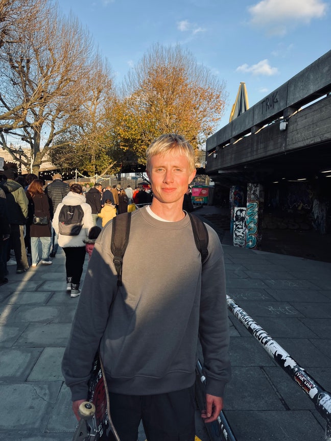 25 year old male looking for room in flat share. Main Photo