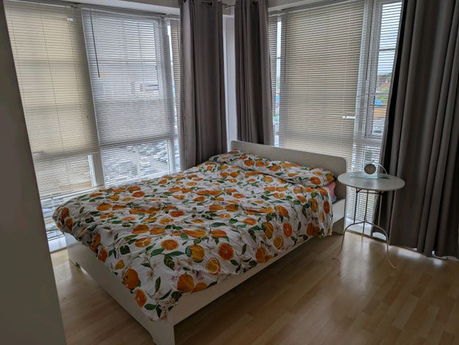 Ensuite near Romford station  Main Photo