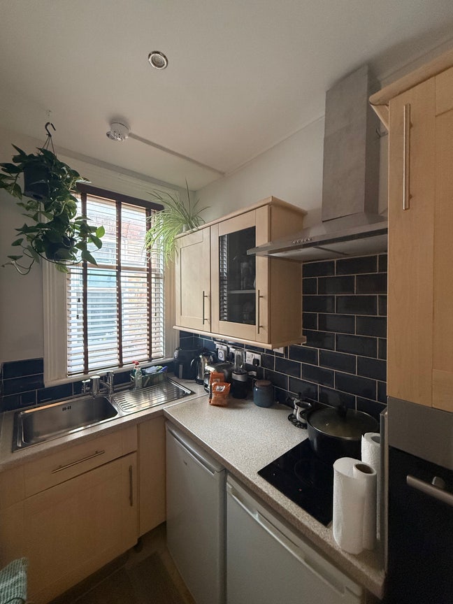 En-Suite Double Rooms |All Bills Included| HARROW Main Photo