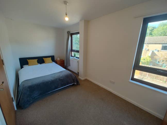 ✨ Double Room Close to Lynchwood ✨ Main Photo