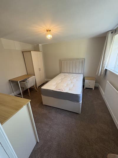 Luxury Large Double room En- suite  Main Photo