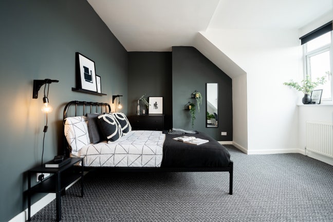 Brand New All Ensuite House Main Photo