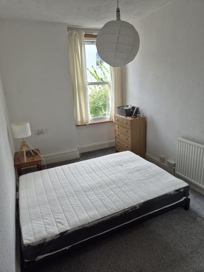 Double room in BS3 | 15 min walk from centre! Main Photo