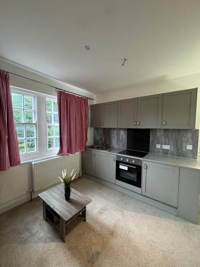1 Bed flat to rent in , The Bishops Avenue, N2 Main Photo