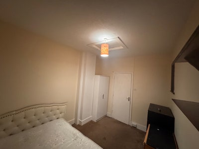 Room ready to move in  Main Photo