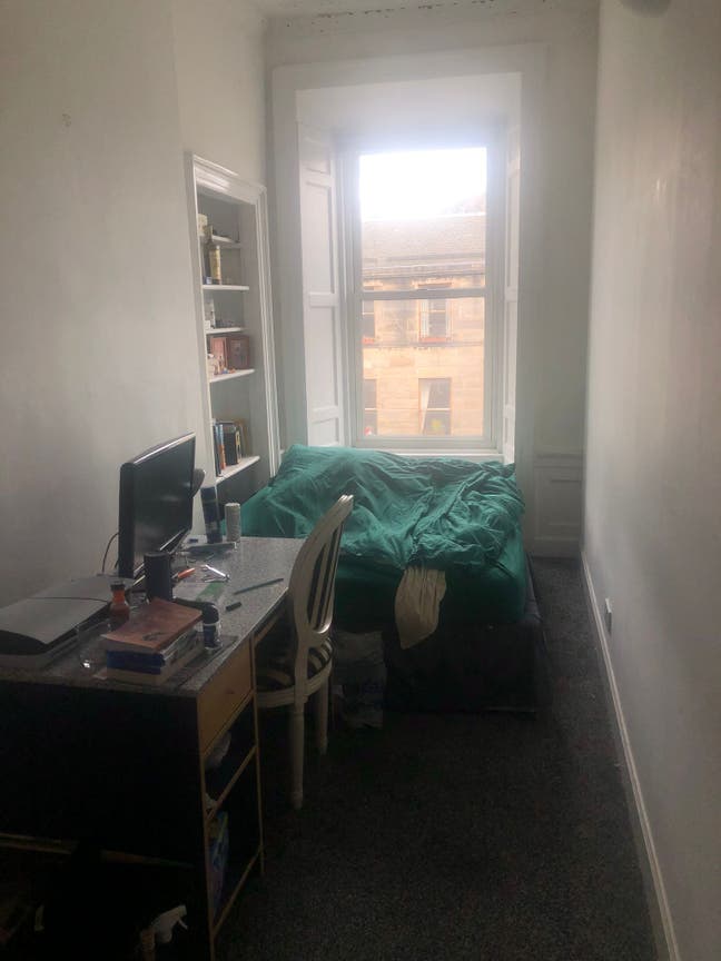 Student Flat available next to George Sq.  Main Photo