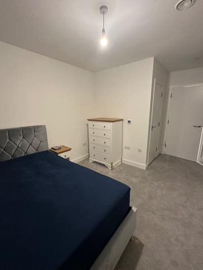 🏡 Ensuite Room Available in RM9 6JG Main Photo