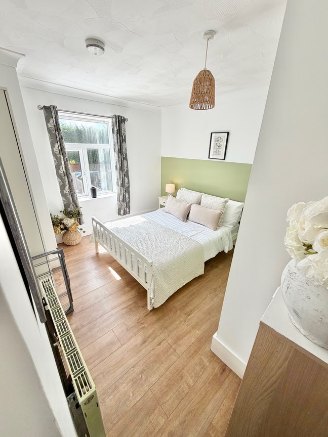 1 double &pound;615- Free parking!  - &pound;399 deposit  Main Photo