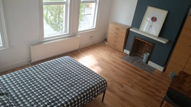 🌸 3 Rooms! No Living Room! Imperial Wharf Main Photo