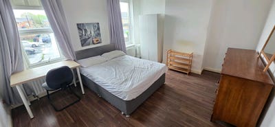 Bills inc, Near Oxford Rd, Transport Uni,City Cent Main Photo