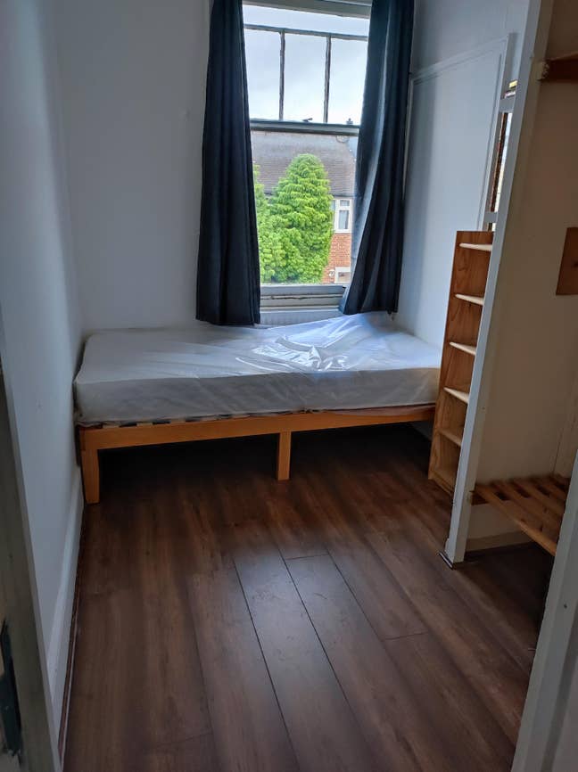 Small room, big house! Main Photo