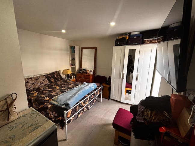En Suite Room/Studio Flat Available Ilford Lane Main Photo