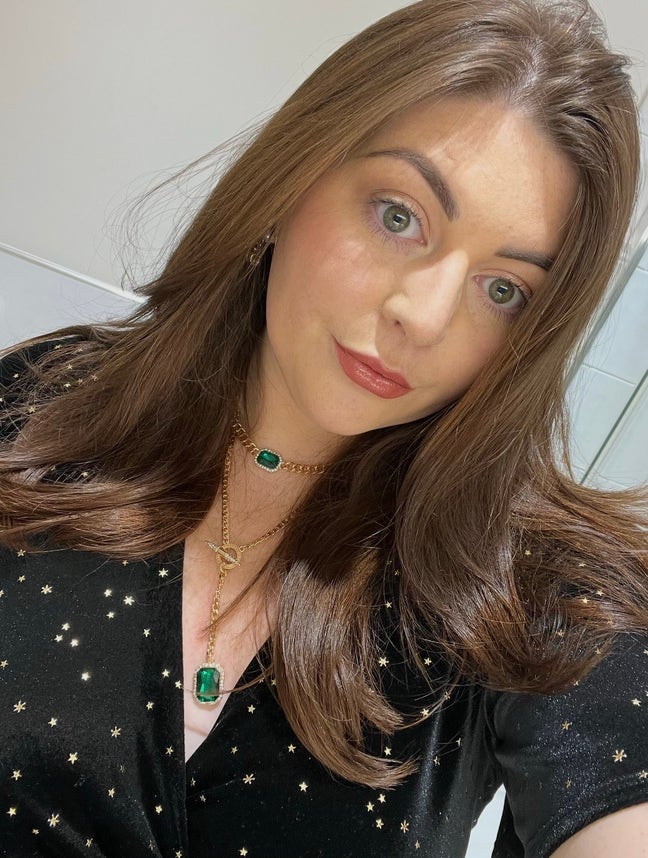 Professional Female seeks a double room Main Photo