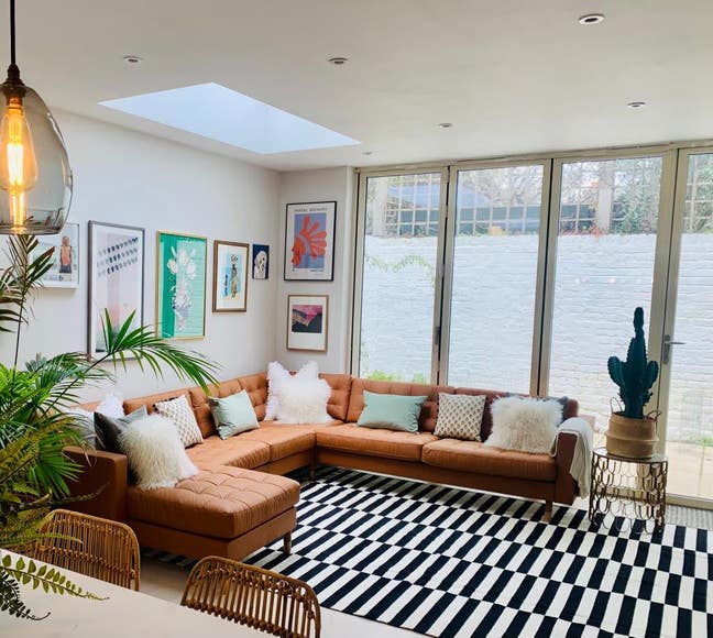 Mon-Fri double room in beautiful Parsons Green Hey Main Photo