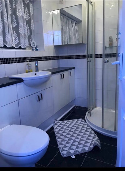 Modern Room for rent  Main Photo