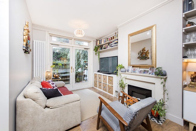 Stunning 4 Bed House With Garden Highgate Village Main Photo