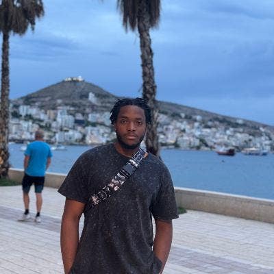 Student Male seeks a single or double room Main Photo