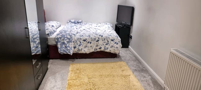 1 Large double room and 1 Single Room- Furnished Main Photo