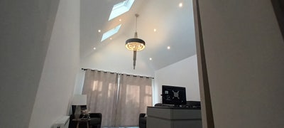 Double Room Available Main Photo