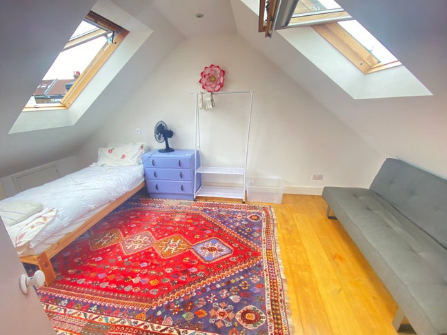 Large room in arty Fiveways home Main Photo