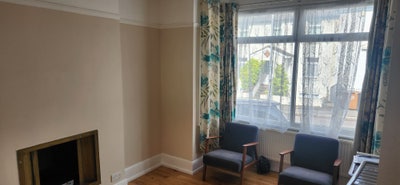 Room to Let in Sutton Towncentre Main Photo