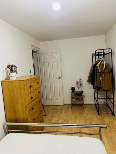 Double Room|8 min to Elizabeth|Bills Inc|Brentwood Main Photo