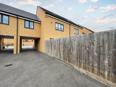 🏡 Two Rooms Available in Modern Riverside Town Main Photo