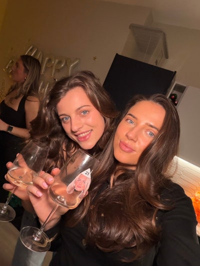 Room available in cosy Balham girls flat!  Main Photo