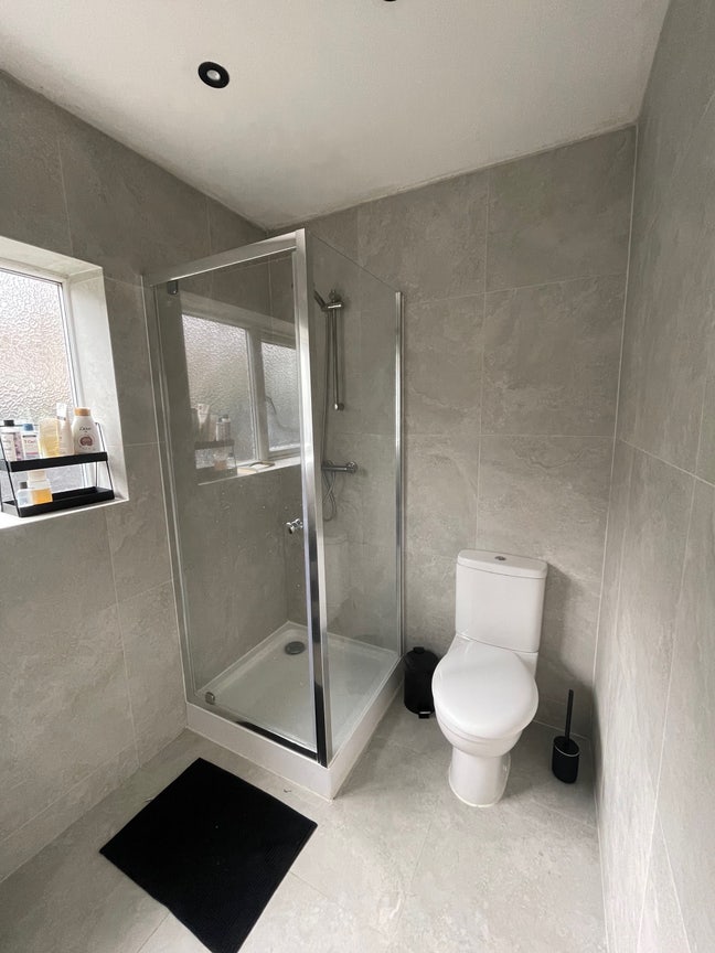  5 Mins frm Tottenham Hale (Zone 3) &pound;700 all bills Main Photo