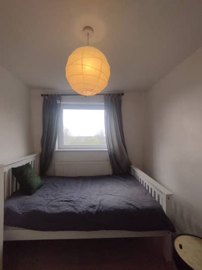 Double Room Opposite Roehampton Campus!(431) Main Photo