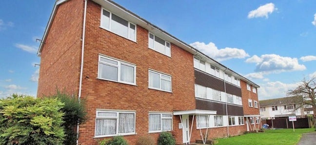 2 bed flat  Main Photo