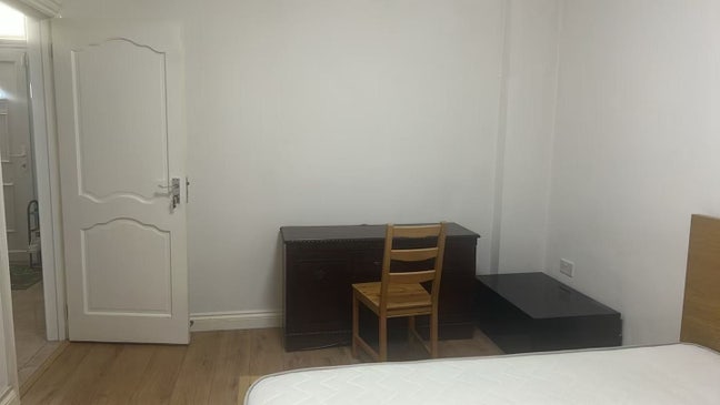 Near by Grove Park Station Main Photo