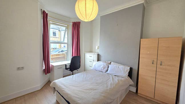 Lovely Double Room in Seven Sisters/Tottenham Main Photo