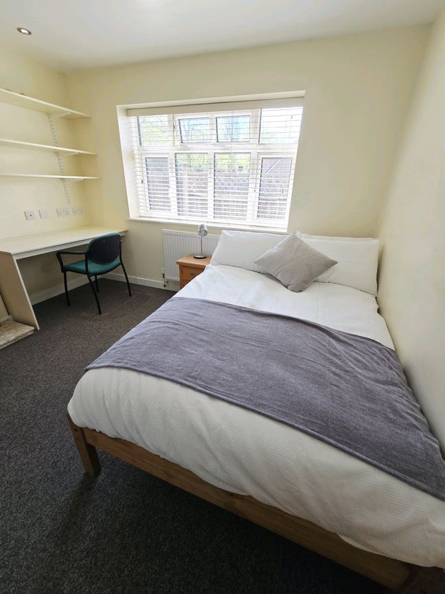  Ensuite double room  Main Photo