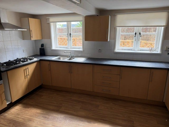 Quirky Georgian Room for Rent – Prime Fareham High Main Photo