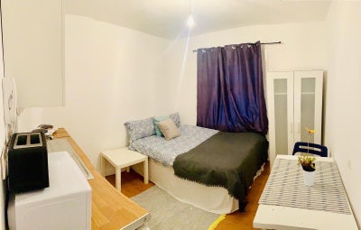 🏡🔥 Self-Contained Studio to Let in – Stamford Hill Main Photo
