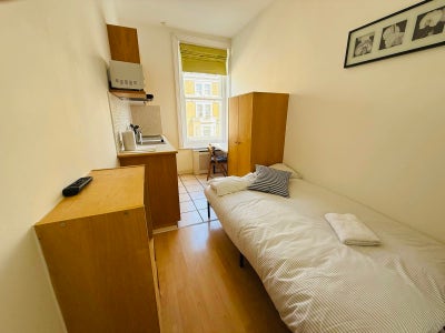 Modern Studio | Earl’s Court | 3-Month Short Let | Main Photo