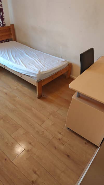 Room to let Main Photo