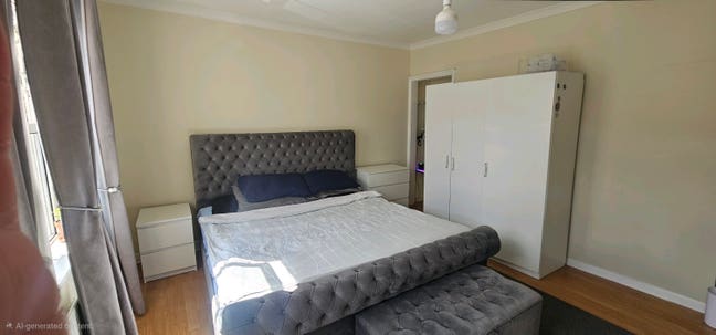 Large King Room| Ideal for Couple | Clean & Quiet Main Photo