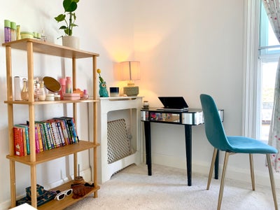 Zone2 London Safe/Affluent Area-Chiswick High Road Main Photo