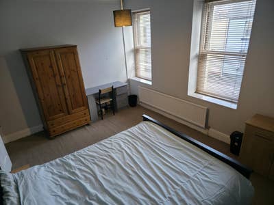 2 Double bedrooms available  Main Photo