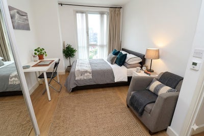 ⚡Superb Room in E3 with Excellent Transport Links⚡ Main Photo