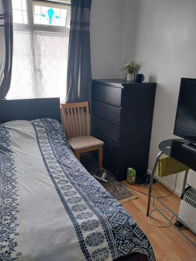 Single Room to Rent – RM8 – &pound;600 PCM Main Photo