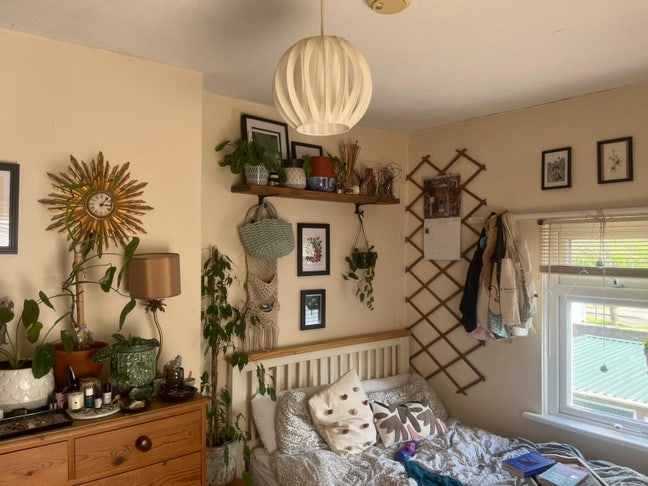 Double room in Pontcanna - available late May Main Photo