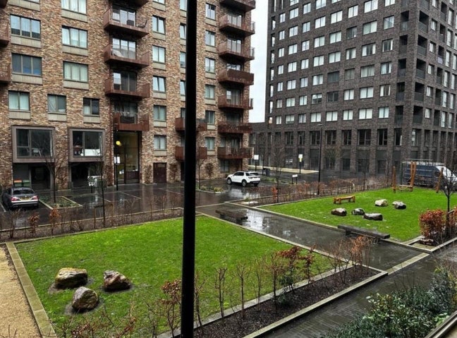 Room mate needed to share  Main Photo