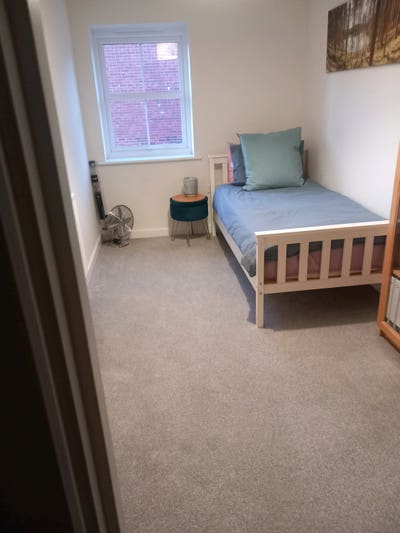 Single/Double Room to Let Main Photo